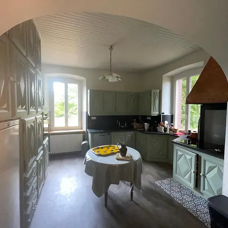 Domaine D Aumont In Segala