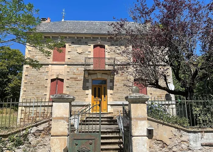 度假居 Domaine D Aumont In Segala Sauveterre-de-Rouergue